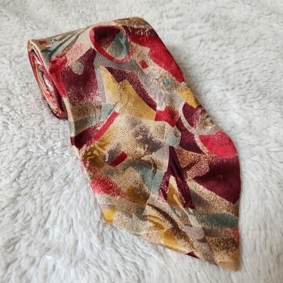 Vintage Other - Vintage Cervino Red & Gold Geometric Tie